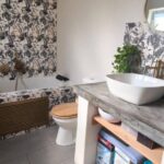 13. main en suite