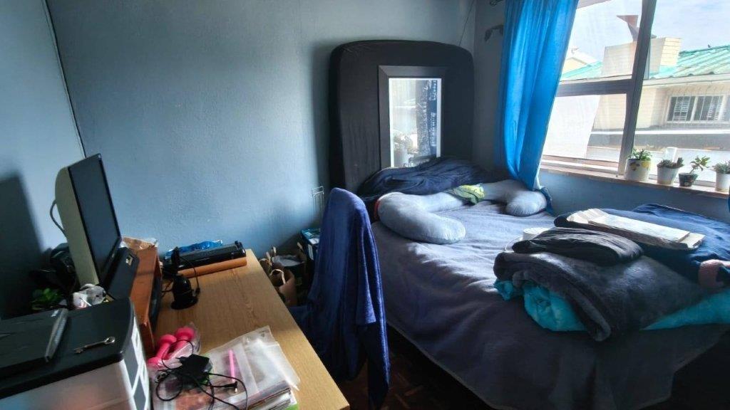 15. bedroom