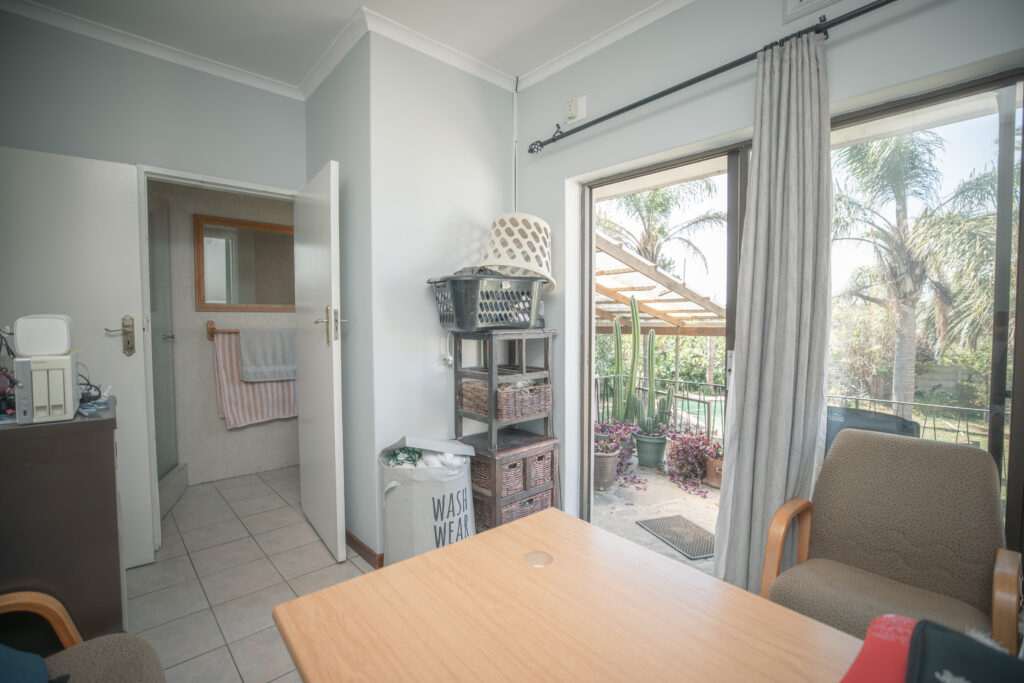 4 kommandeur street 10.2