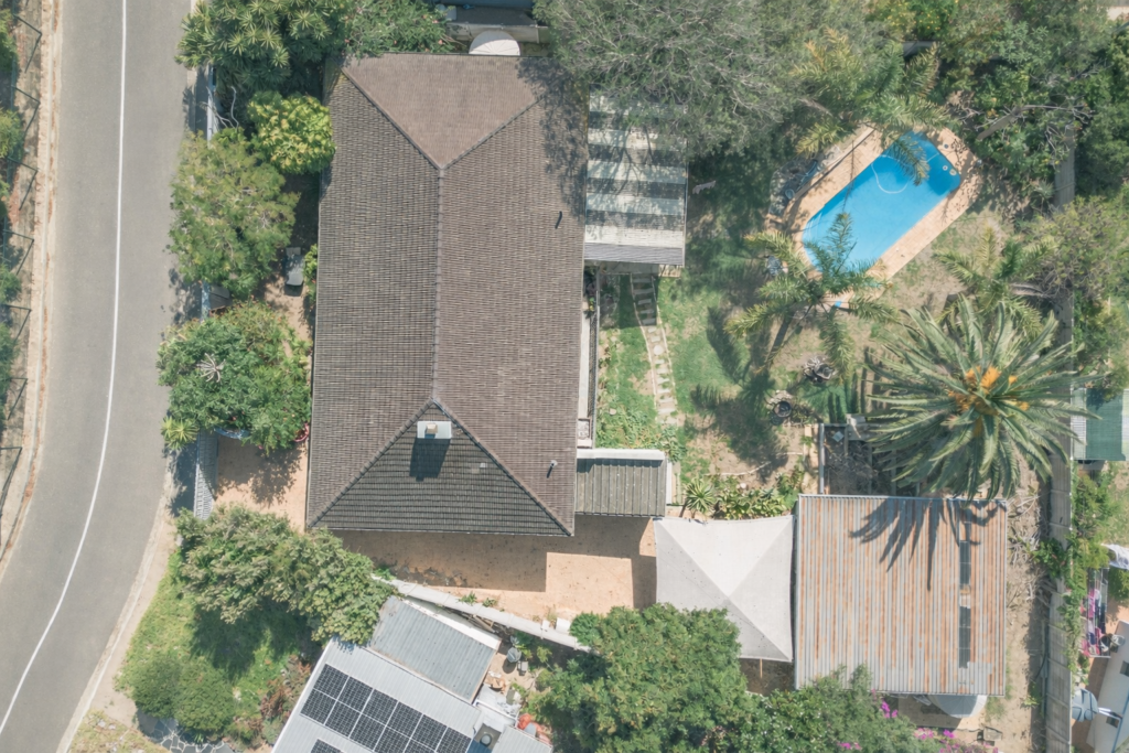 4 kommandeur street 14 (drone) ai