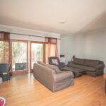 4 kommandeur street 4.1