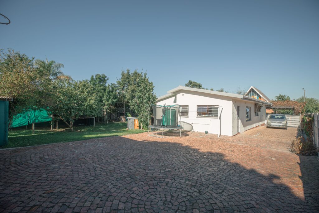 67 jacaranda street 14.5