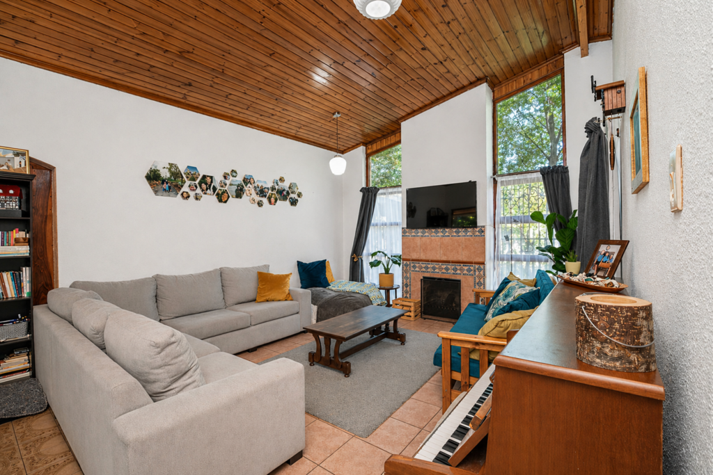 67 jacaranda street 2.3