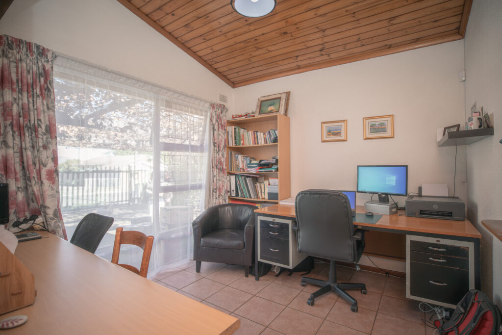 67 jacaranda street 7.3